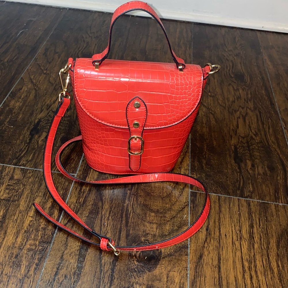 Red Cross-body purse